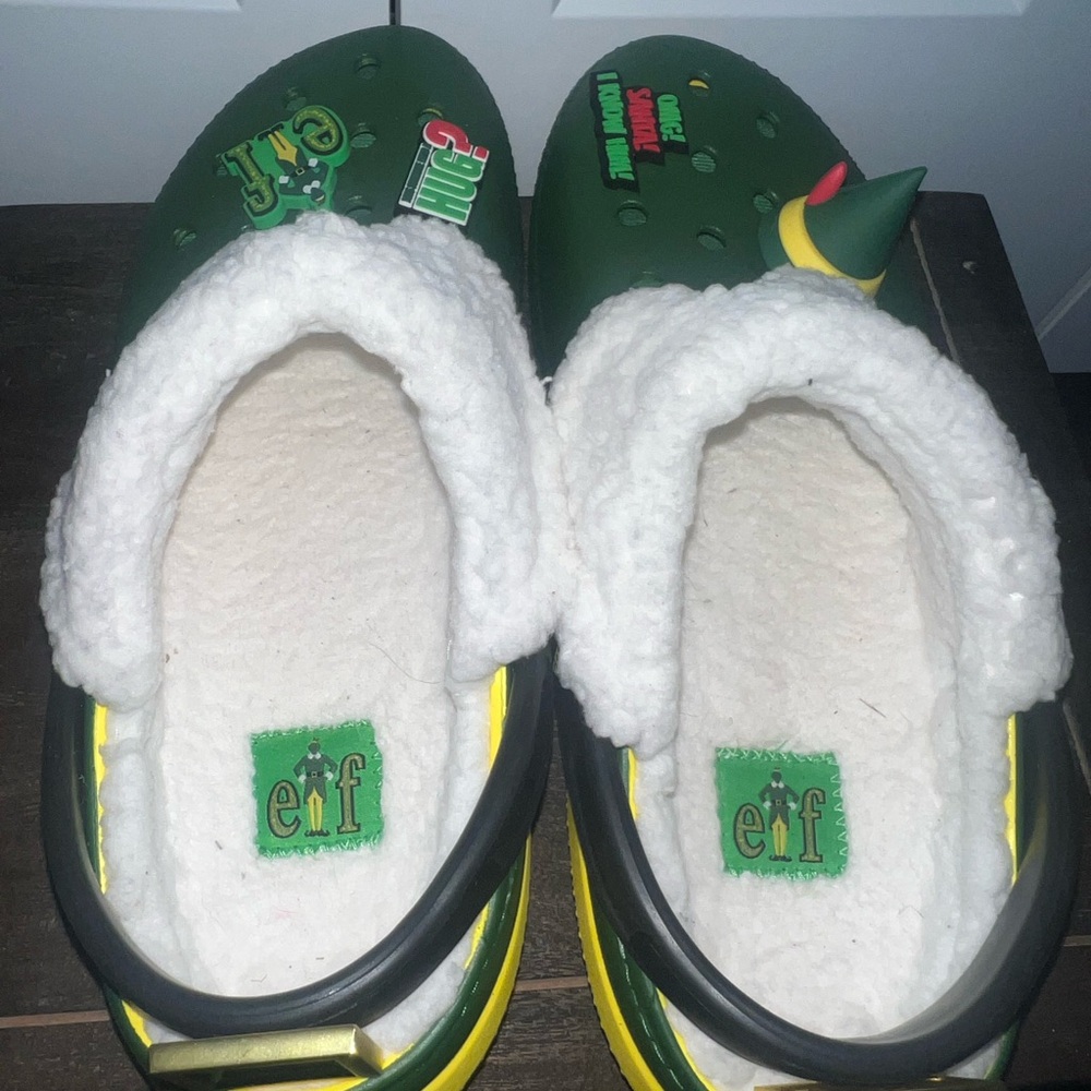 ELF Christmas Holiday Fleece Lining Classic Clog Crocs with Jibbitz M 10 W 12 - Picture 5 of 7